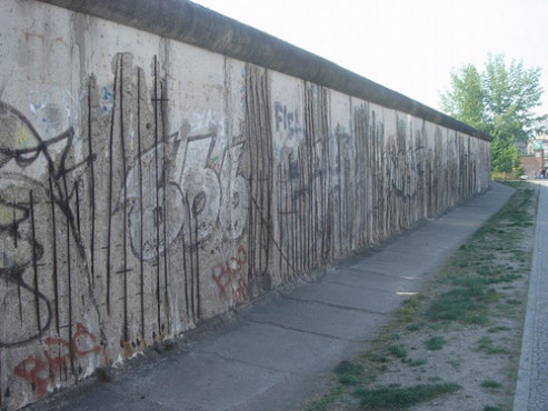围墙不是永久景观——从柏林墙说起
