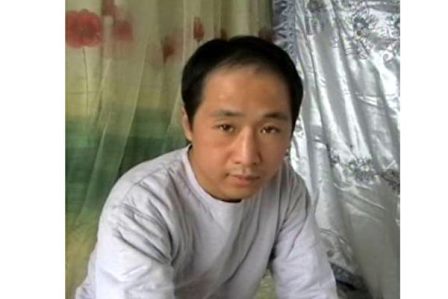 目击者：揭自焚真相 长春雷明被打得浑身骨折