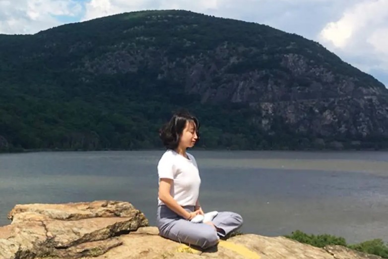 新冠病毒让大脑老化10年？博士：打坐变年轻