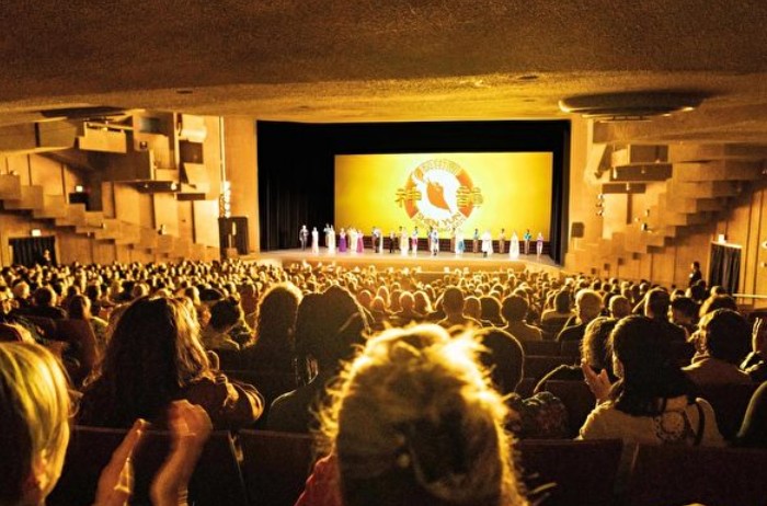 伯克利满场 大陆人赞“唯神韵弘扬中华文化”