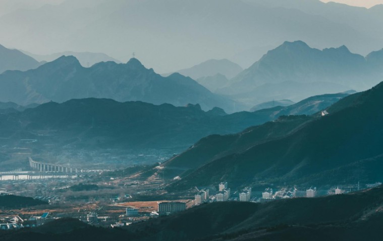 【九评征文】中共取消大中学校逻辑课的险恶用心