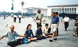 器官活摘幸存者：只抽法轮功学员的血